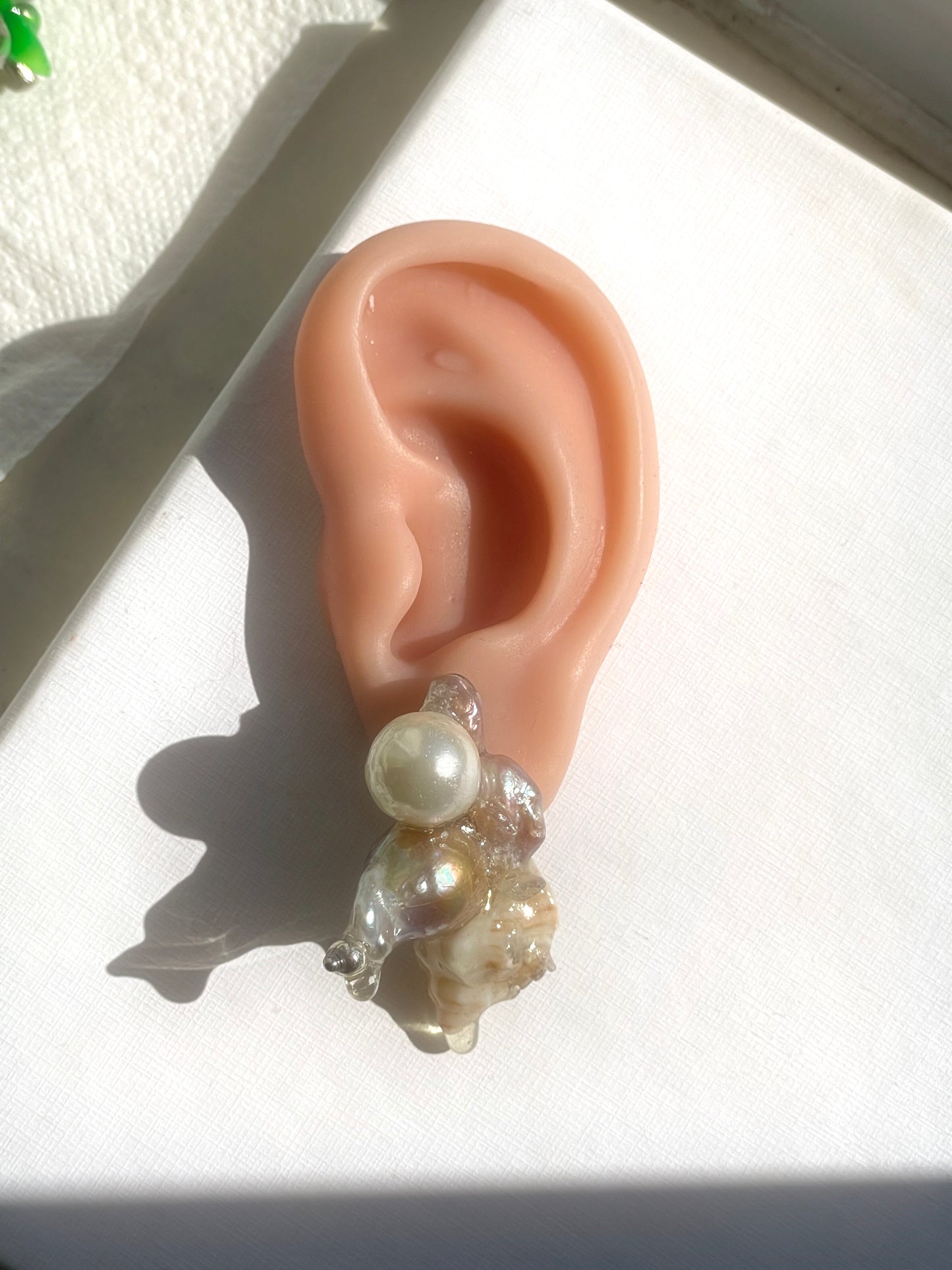“Mitosis” Stud Earring💦
