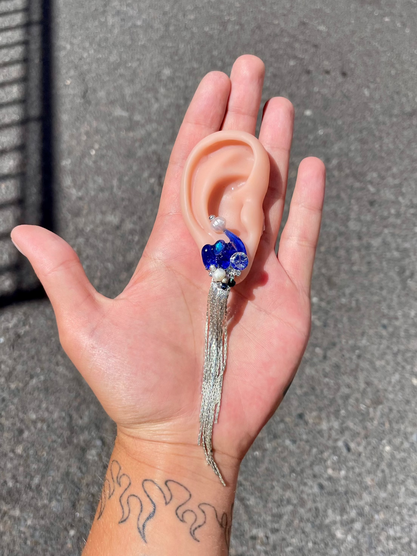 Earring - cold heart.exe π