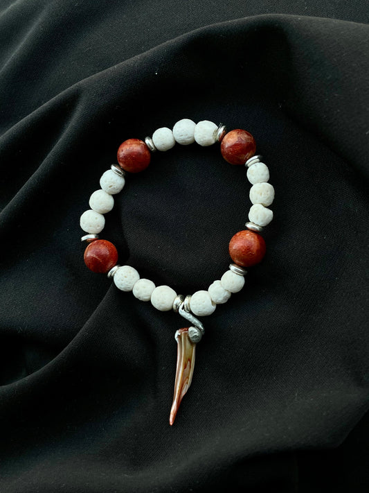 Amulet Ognia, Biały Kamień